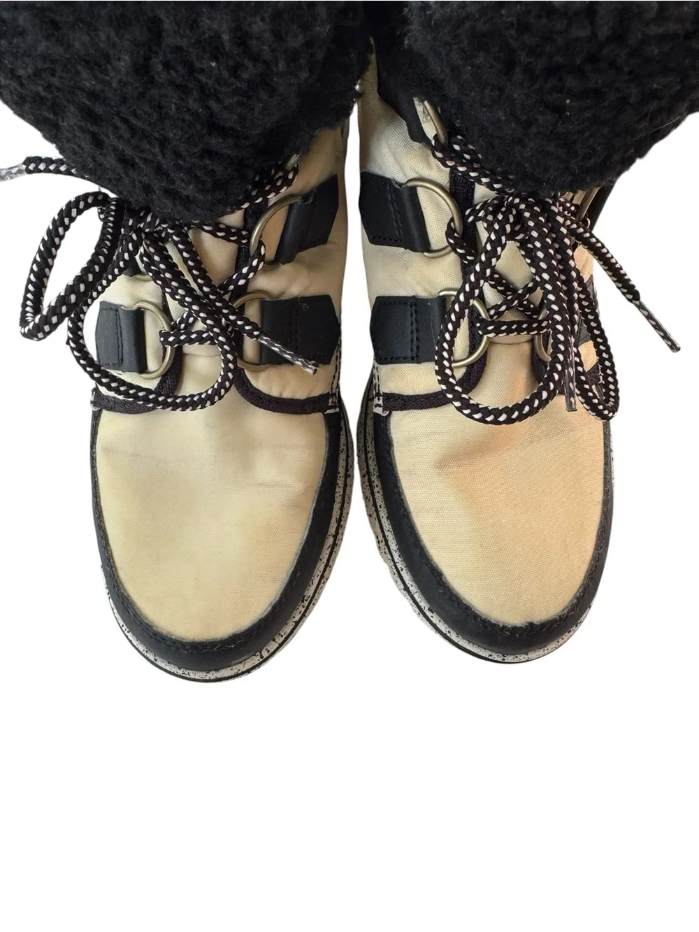 Sorel Waterproof Cozy Carnival Women’s Winter Boots Size 8